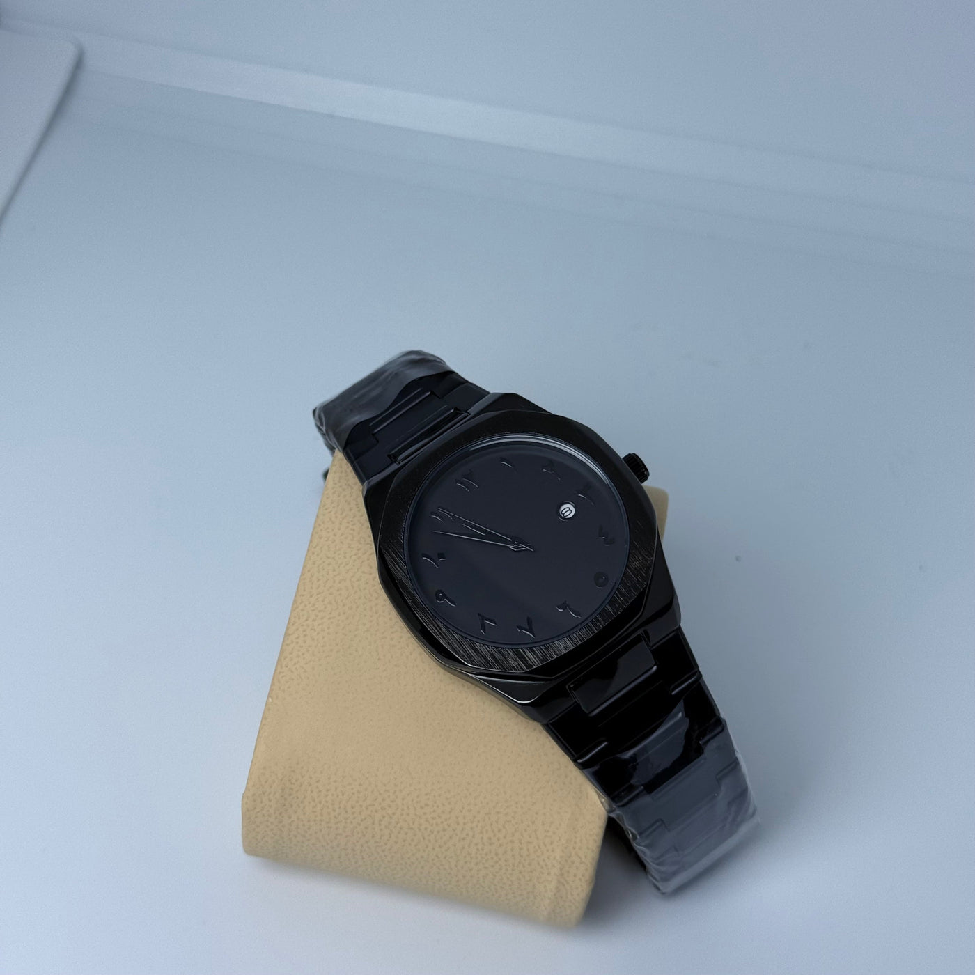 BLACK AURA STAIN LESS STEEL