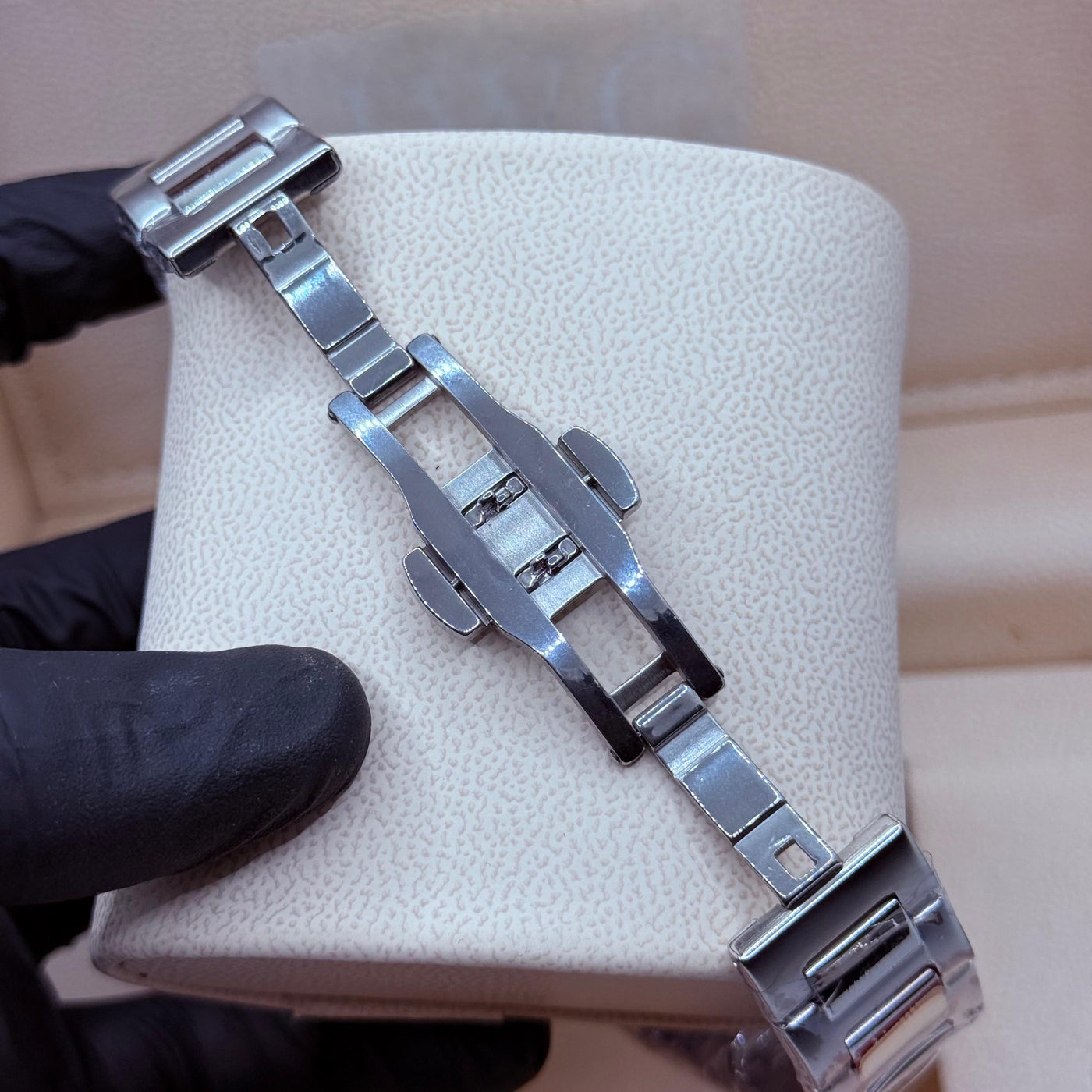 PP style automatic silver with black scelton