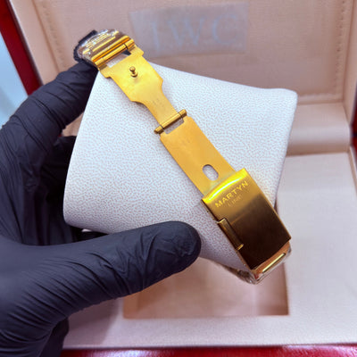 Automatic skeleton dial with golden chain