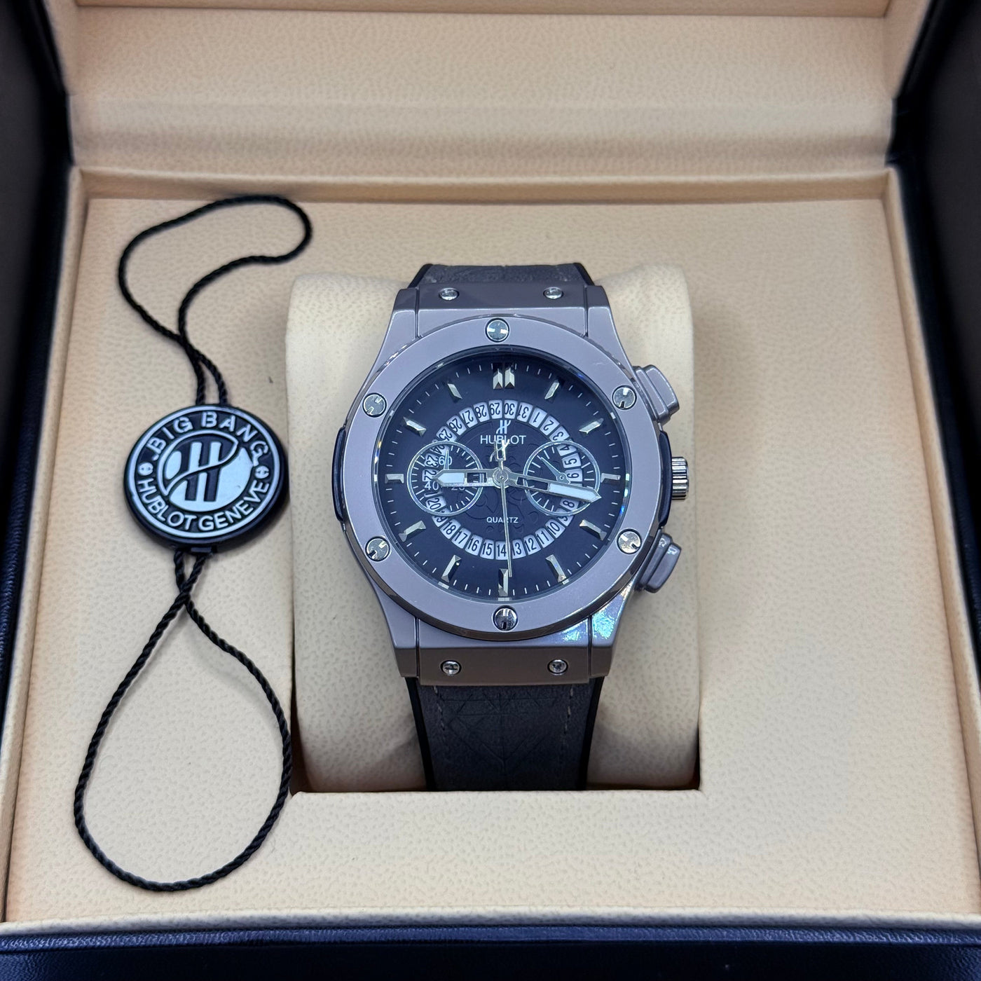 Hublot black scelton with gray strap