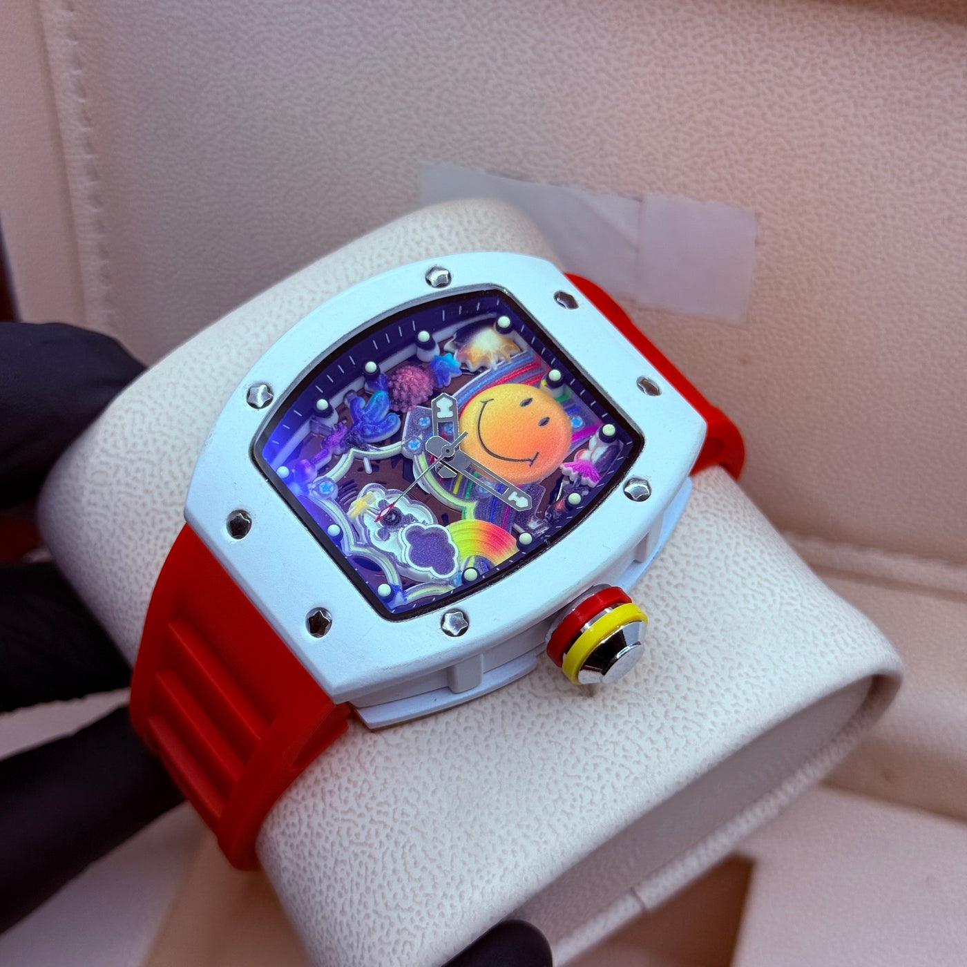 RM 088  white with Red starp